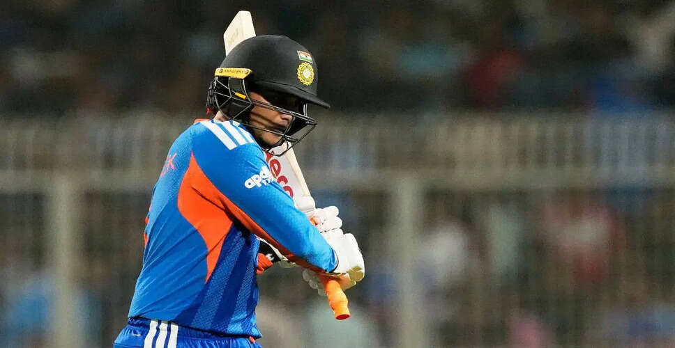 भारत के गेंदबाजी कोच ने अभिषेक शर्मा का समर्थन किया