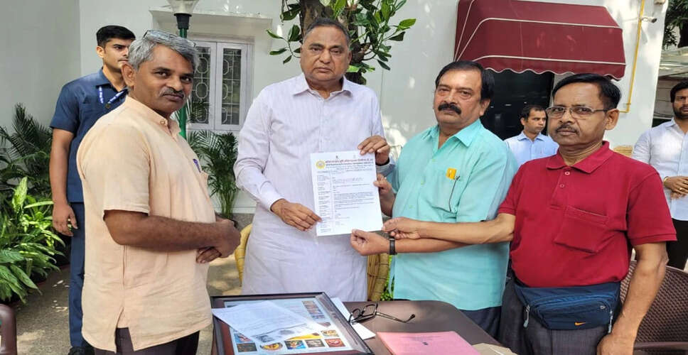 रामवीर सिंह विधूड़ी को 'शिवभारत गौरव' सम्मान से नवाजा गया
