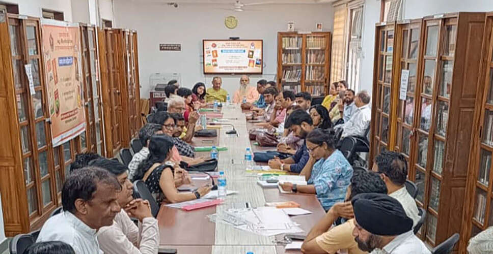 राष्ट्रीय स्वयंसेवक संघ के शताब्दी वर्ष पर साहित्य चर्चा का आयोजन