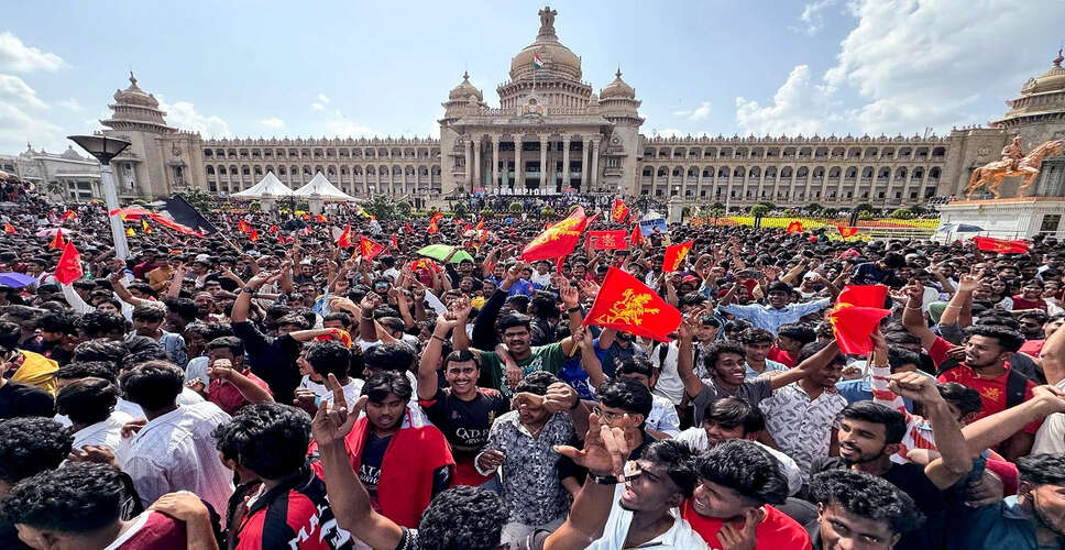 आईपीएल जीत के जश्न में हुई भगदड़ के बाद केएससीए के अधिकारियों ने दिया इस्तीफा