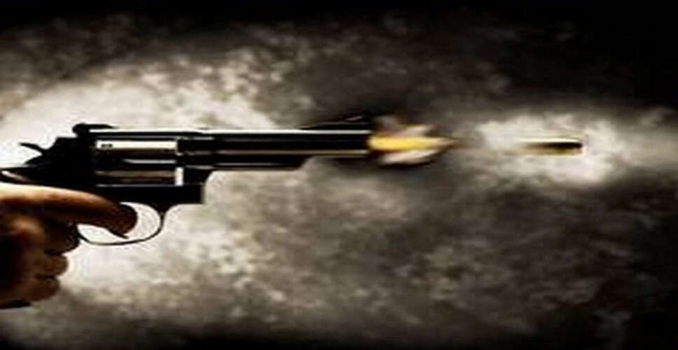 लखनऊ में मॉल के बाहर गोलीबारी से मची अफरा-तफरी