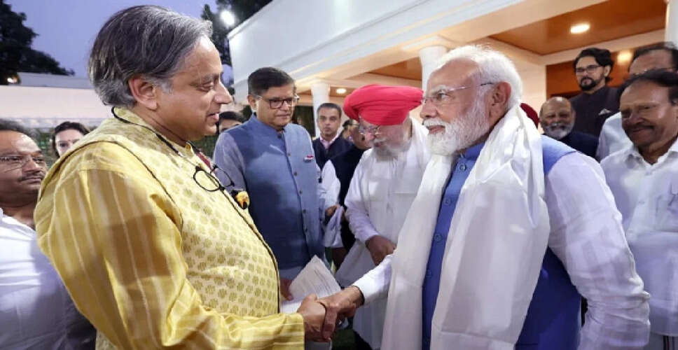 सीपीआई(M) ने शशि थरूर के मोदी भाषण की प्रशंसा पर कांग्रेस को घेरा