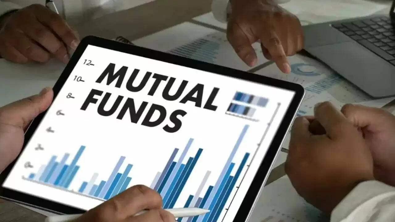कैसे ऑनलाइन चेक करें म्यूचुअल फंड का KYC स्टेटस और अपडेट करें