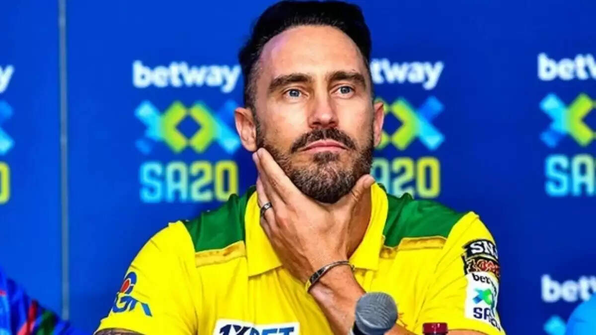 फाफ डु प्लेसिस को CSK की कप्तानी सौंपी गई