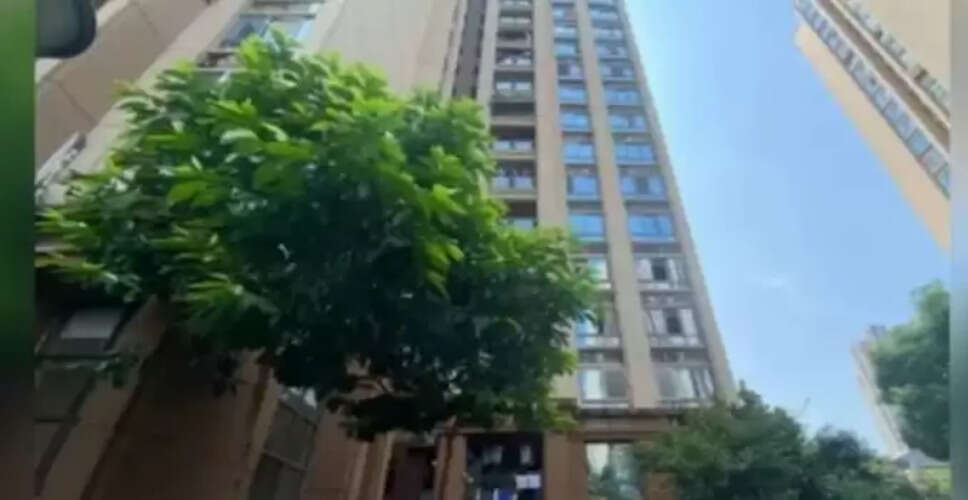 प्यार में पागल पिता ने बच्चों को 15वीं मंजिल से फेंका