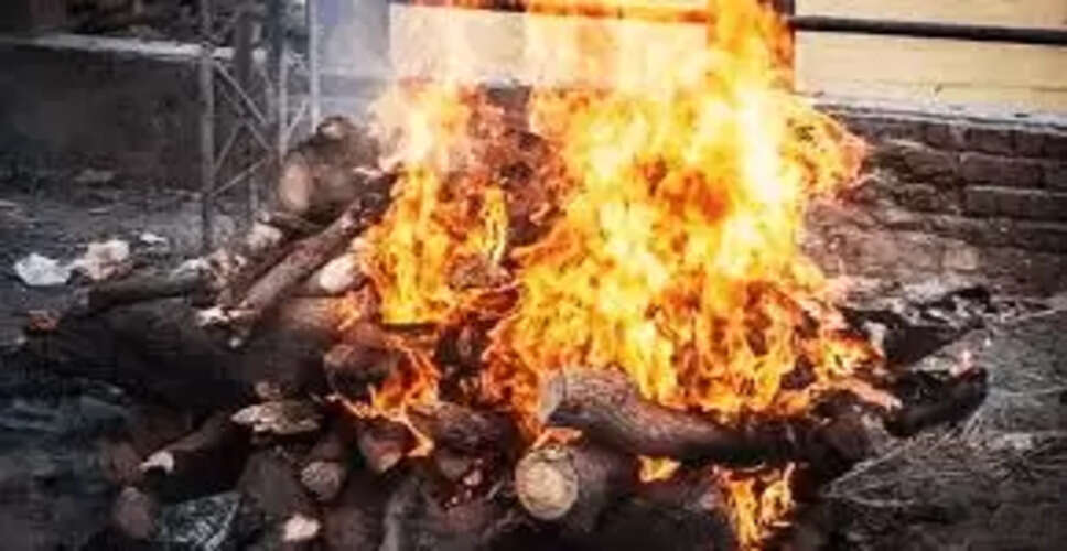 बनारस में चिता पर जिंदा हुआ युवक: चमत्कार या लापरवाही?