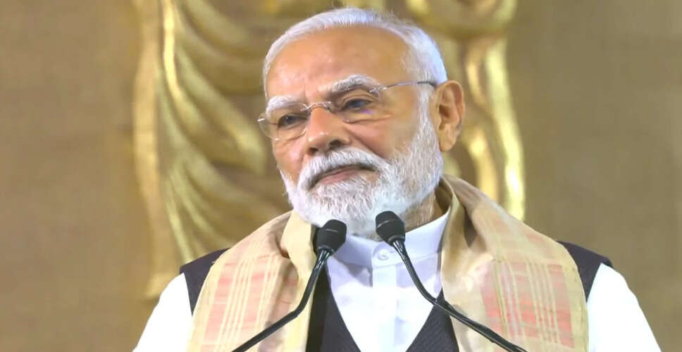 प्रधानमंत्री मोदी ने भूपेन हजारिका की 100वीं जयंती पर स्मारक सिक्का और डाक टिकट जारी किए