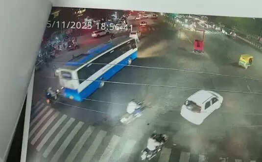 नोएडा में महिला हत्या का मामला: प्रेमी ने किया हत्या, शव के टुकड़े किए