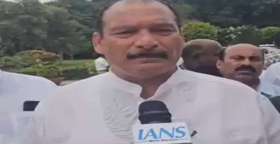 पीएम मोदी को सीएम सिद्धारमैया के बारे में नहीं है बोलने का कोई अधिकार : इवान डिसूजा