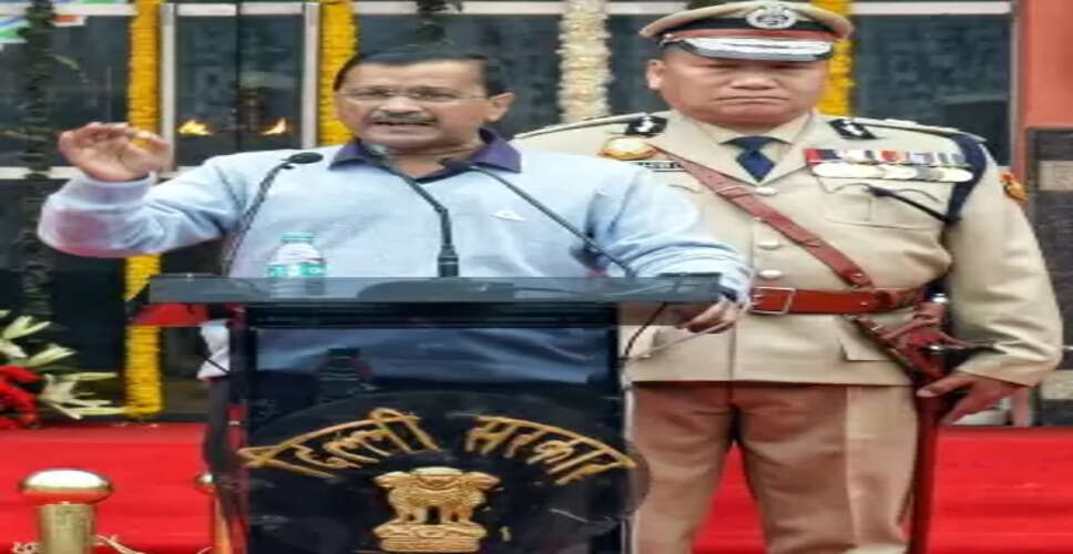 चीन का बहिष्कार करो और उसके साथ व्यापार बंद करो: केजरीवाल