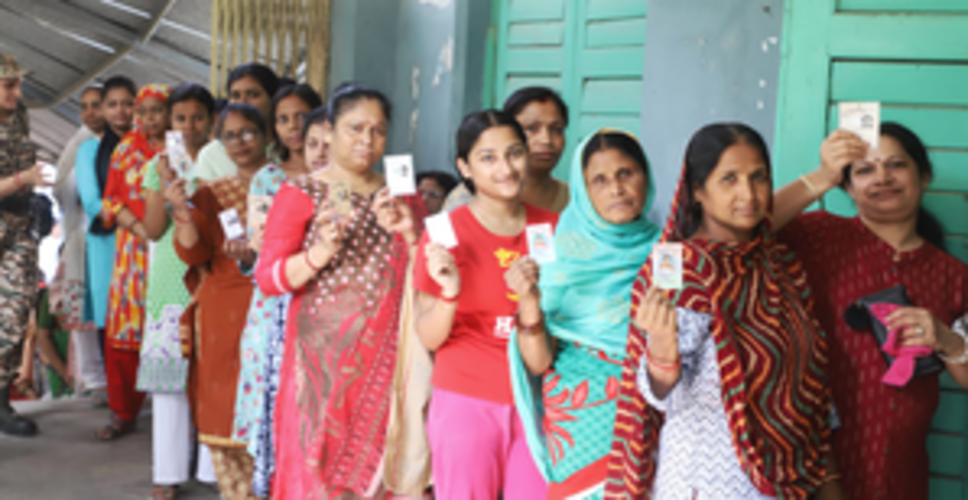 लोकसभा चुनाव : चौथे चरण में दोपहर 1 बजे तक 40 प्रतिशत से ज्यादा मतदान, पश्चिम बंगाल सबसे आगे