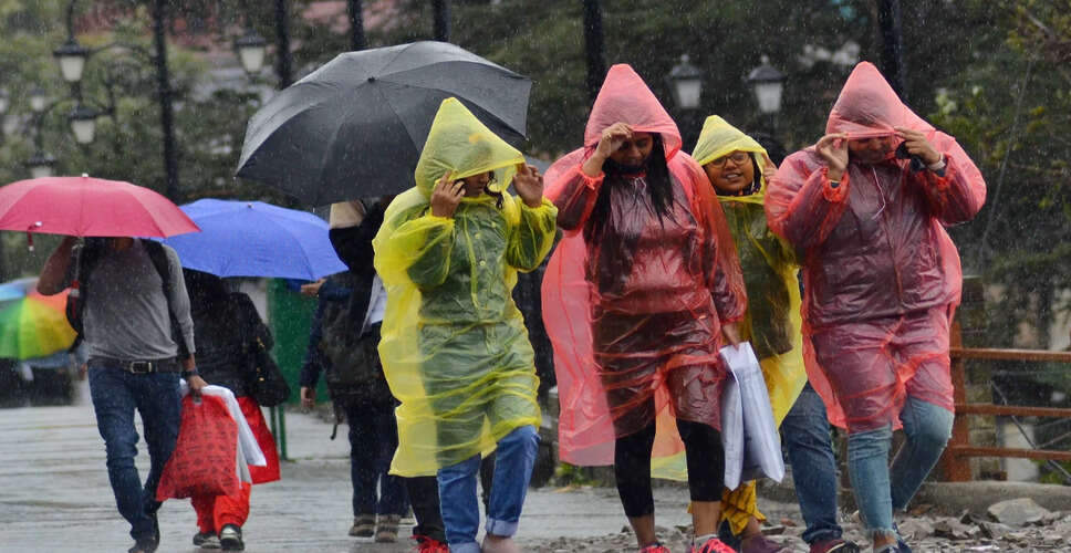 हिमाचल प्रदेश में भारी बारिश से इमारत ढही, राहत कार्य जारी