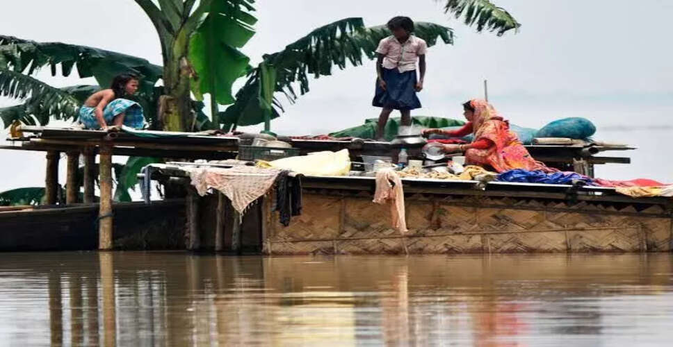 असम में बाढ़ और कटाव: ब्रह्मपुत्र की कहर से प्रभावित गांवों की दास्तान