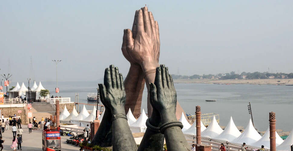 वाराणसी में धार्मिक स्थलों पर कुर्की आदेश नहीं होगा लागू: नगर आयुक्त