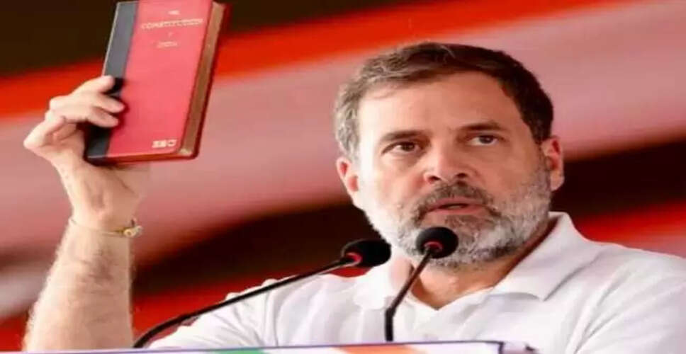 राहुल गांधी ने महू में की बड़ी रैली, मोदी सरकार पर साधा निशाना