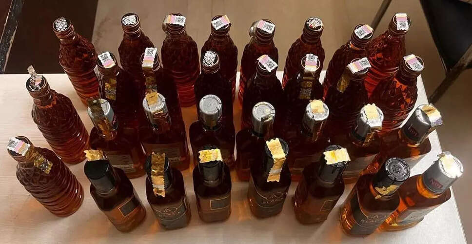 असम सरकार ने दो वरिष्ठ आबकारी अधिकारियों को निलंबित किया
