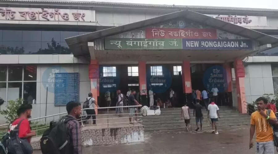 बोंगाईगांव में आठ बांग्लादेशी नागरिकों की गिरफ्तारी