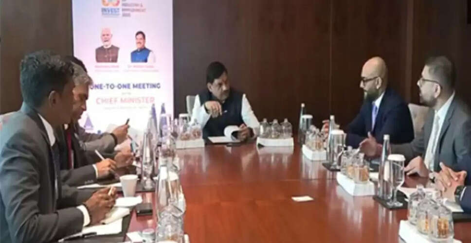 मुख्यमंत्री मोहन यादव ने दुबई में व्यापार को बढ़ावा देने पर जोर दिया