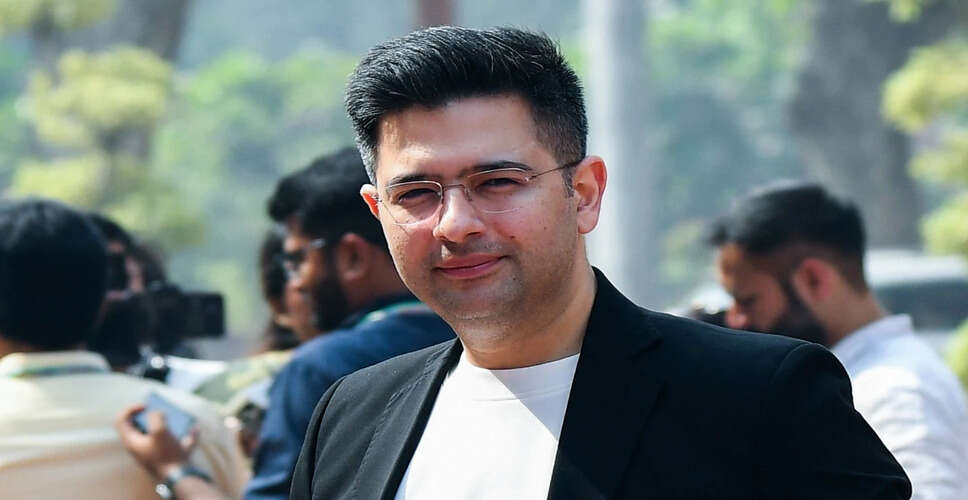 आम आदमी पार्टी में नेतृत्व परिवर्तन: राघव चड्ढा की जगह अशोक मित्तल