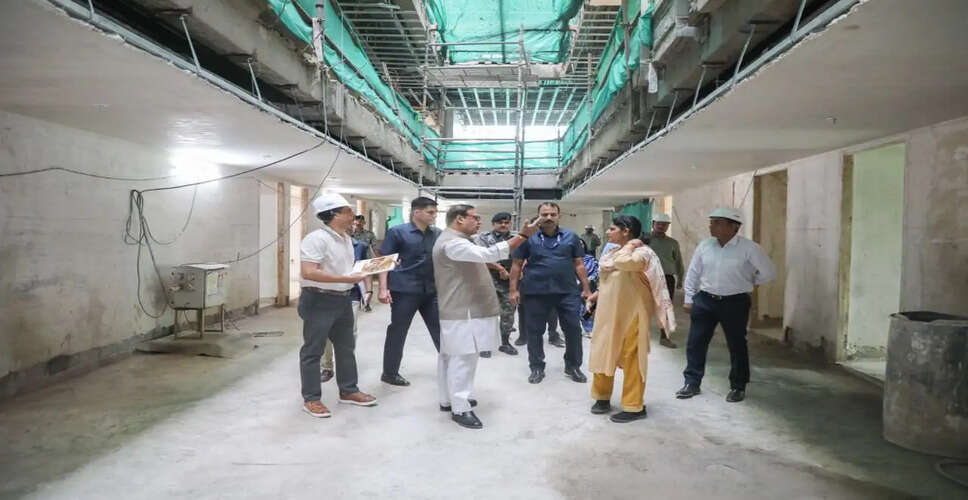 दिल्ली में असम भवन के निर्माण की प्रगति की समीक्षा करते मुख्यमंत्री हिमंत बिस्वा सरमा