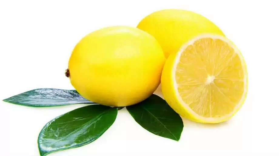 नींबू के साथ इन चीजों का सेवन करें तो हो सकता है नुकसान