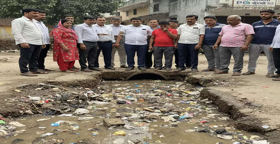 लुधियाना में सीवर में मिले सैकड़ों कंडोम, मोहल्ले में मचा हड़कंप