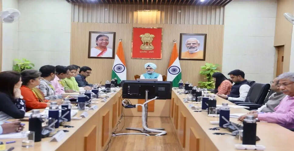 दिल्ली में ट्रांजिट ओरिएंटेड डेवलपमेंट नीति पर उपराज्यपाल की बैठक