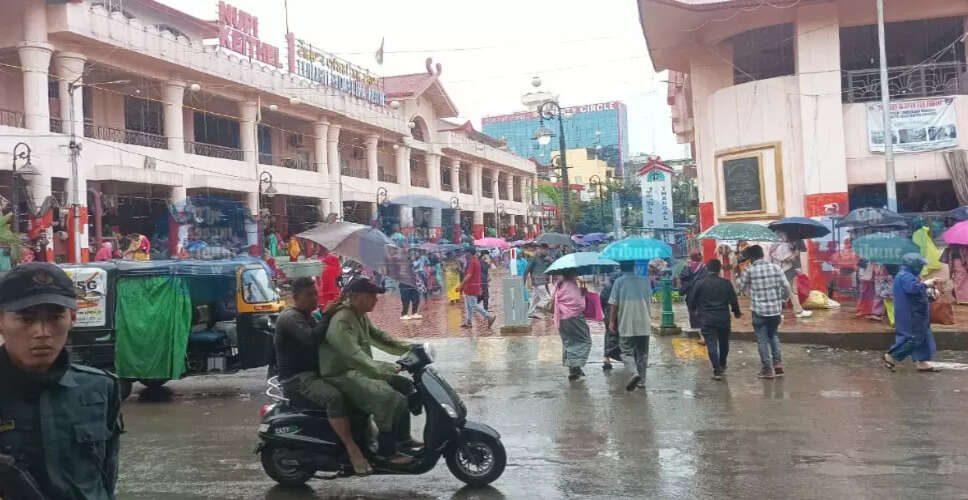 मणिपुर में लगातार बारिश से जनजीवन प्रभावित
