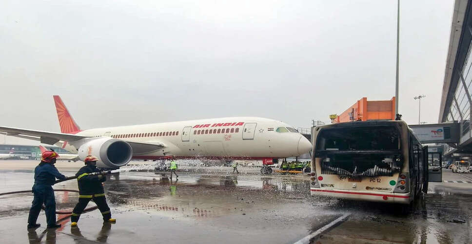 एयर इंडिया की उड़ान को तकनीकी समस्या के कारण भोपाल में उतारा गया