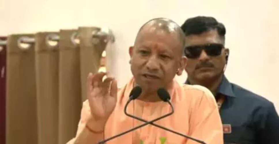 योगी आदित्यनाथ ने जातीय तनाव फैलाने वालों के खिलाफ चेतावनी दी