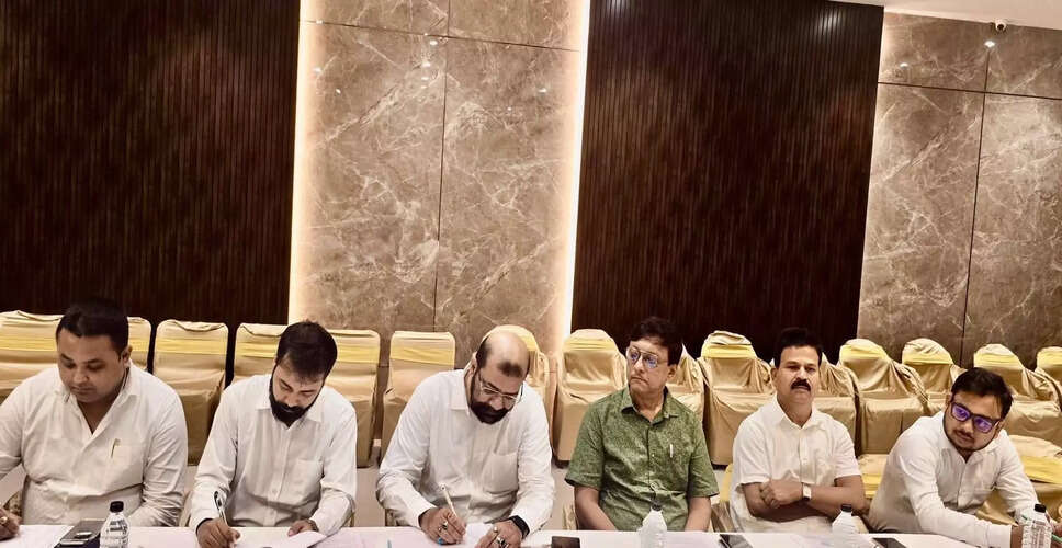पूर्वोत्तर छात्रों का सुरक्षा के लिए बड़ा प्रदर्शन