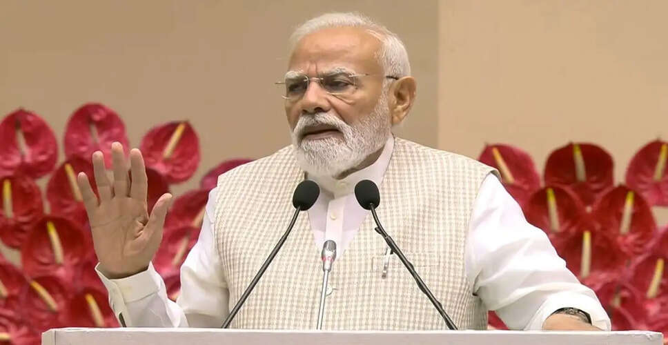 प्रधानमंत्री मोदी ने महिलाओं के आरक्षण पर जोर दिया