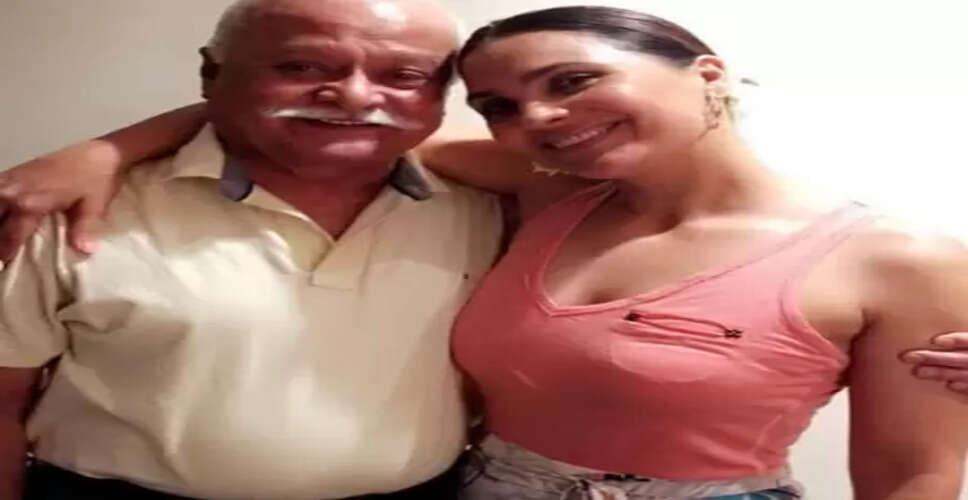 लारा दत्ता के पिता एलके दत्ता का निधन, पति महेश भूपति संग अंतिम संस्कार में शामिल हुईं एक्ट्रेस