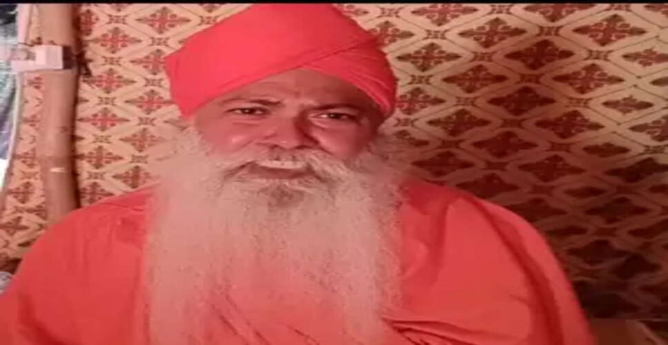 वाल्मीकि संत भी सीएम योगी के मुरीद, भव्य महाकुंभ के लिए यूपी सरकार को दिया श्रेय