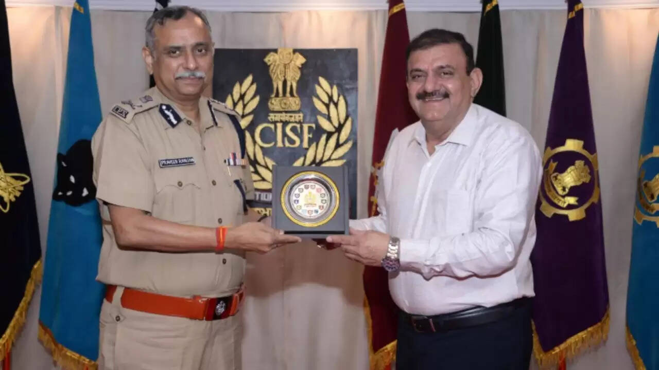 CISF के नए डीजी IPS प्रवीर रंजन: शिक्षा और करियर की कहानी