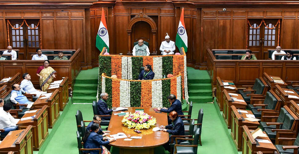 दिल्ली सरकार में बड़े प्रशासनिक फेरबदल, 39 अधिकारियों के विभाग बदले गए
