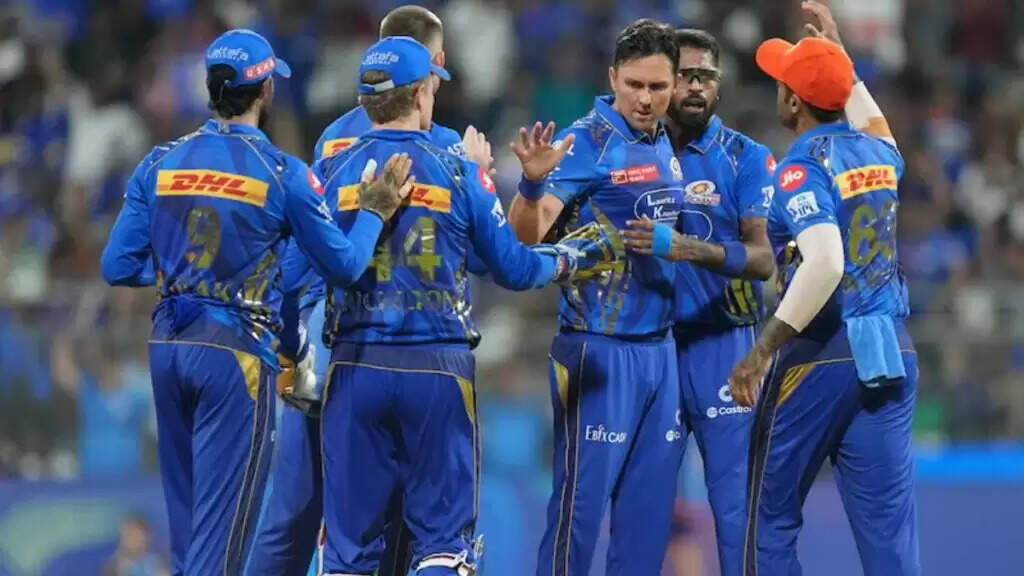 CSK बनाम मुंबई इंडियंस: कौन है असली चैंपियन? जानें आंकड़ों से