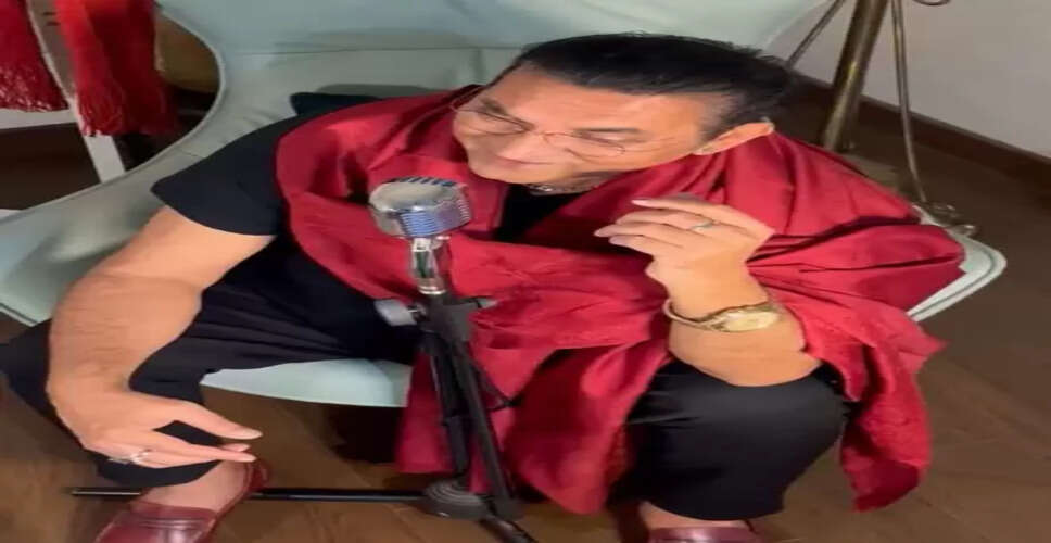 'चला जाऊं कहीं छोड़ कर'... अभिजीत भट्टाचार्य ने गाया सदाबहार गाना, लोगों को दिलाई पुराने दौर की याद