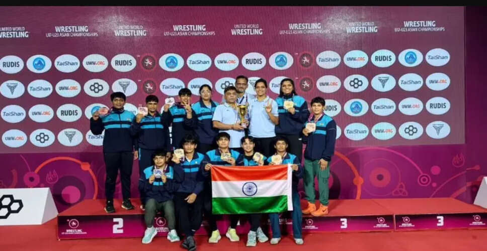 भारत ने U23 एशियाई कुश्ती चैंपियनशिप में जीती स्वर्णिम ट्रॉफी