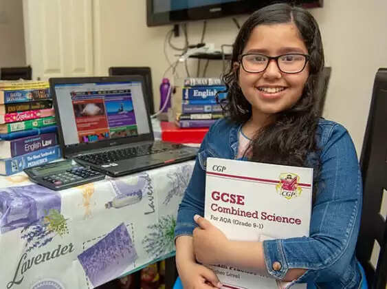 11 वर्षीय अनुष्का दीक्षित ने Mensa IQ टेस्ट में हासिल किए 162 अंक