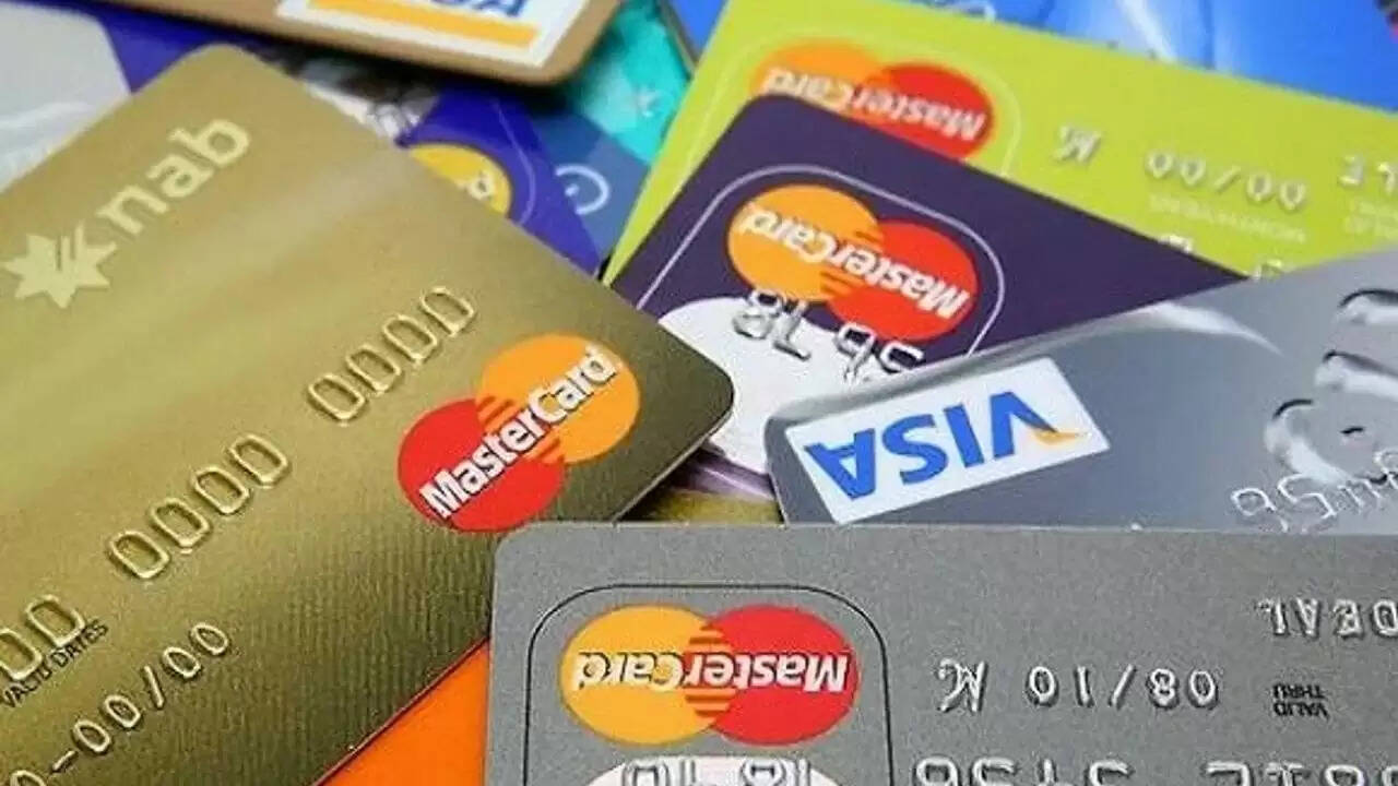 क्रेडिट कार्ड के उपयोग पर इनकम टैक्स विभाग की बढ़ती नजरें