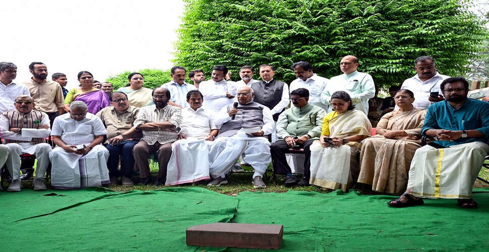 उपराष्ट्रपति चुनाव में एनडीए ने सीपी राधाकृष्णन को उम्मीदवार बनाया, तमिलनाडु से उठी आवाज़ें