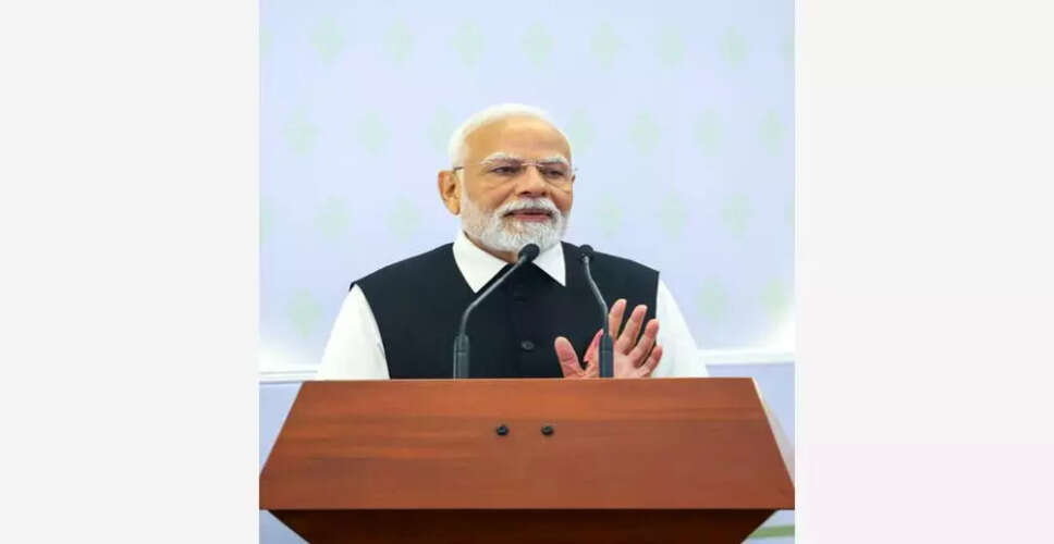 नेपाल के अंतरिम प्रधानमंत्री से मोदी की बातचीत, शांति और स्थिरता का समर्थन