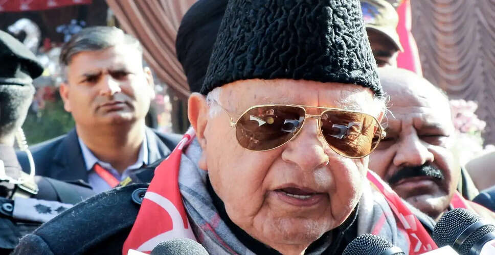 फारूक अब्दुल्ला ने जम्मू-कश्मीर के राज्य दर्जे की बहाली की मांग की