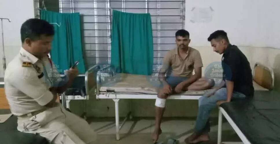 बोकाखाट में ग्रेनेड विस्फोट से तीन पुलिसकर्मी घायल