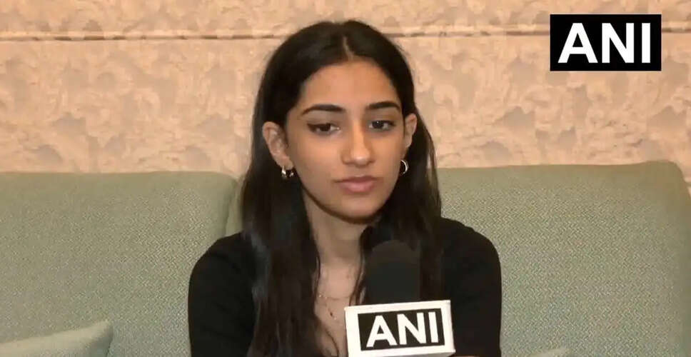 देविना गहलोत ने CUET UG 2026 में हासिल की पहली रैंक, पिता कैलाश गहलोत ने जताया गर्व