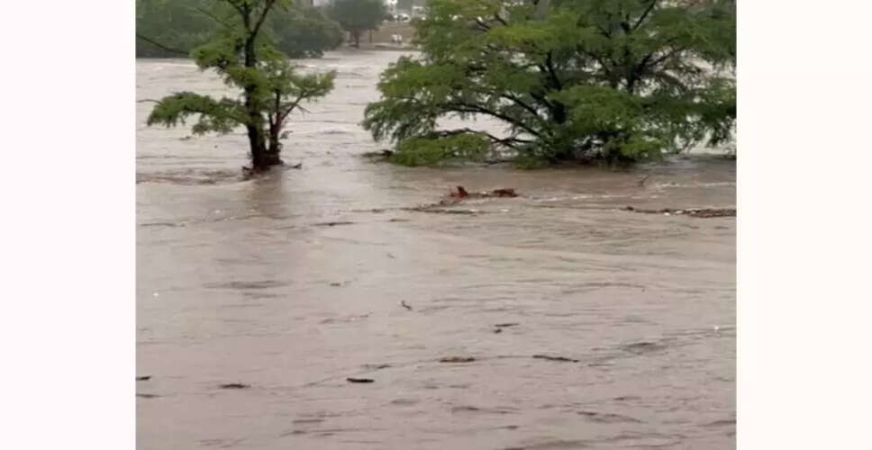 टेक्सास में बाढ़ से 109 लोगों की मौत, 160 से अधिक लापता