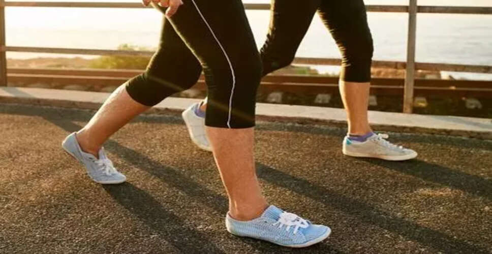 रोजाना 7000 कदम चलने से स्वास्थ्य में सुधार: अध्ययन