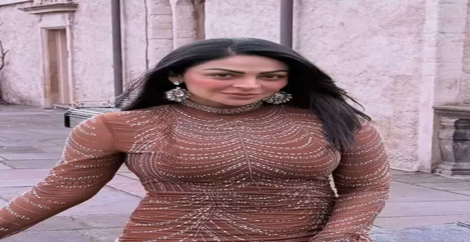 जॉन के साथ काम करना किसी सपने को सच करने जैसा है: नीरू बाजवा