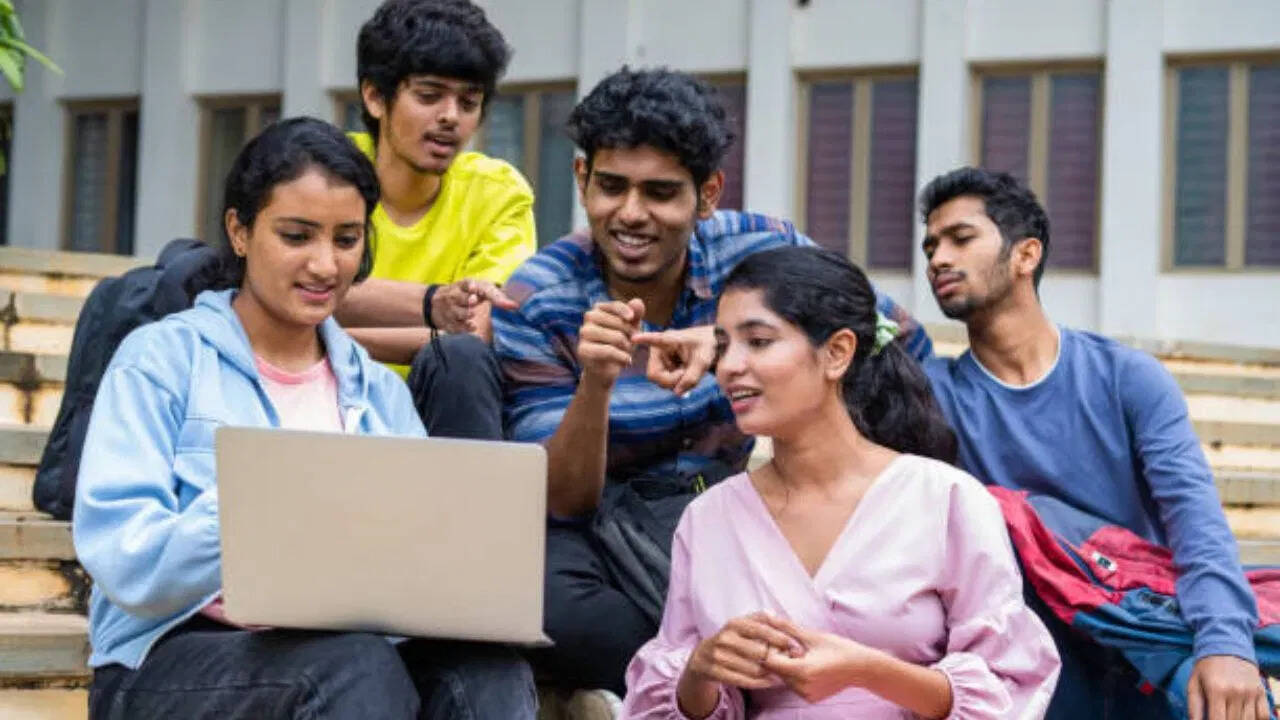 रूस में भारतीय छात्रों के लिए 200 मुफ्त स्कॉलरशिप का ऐलान